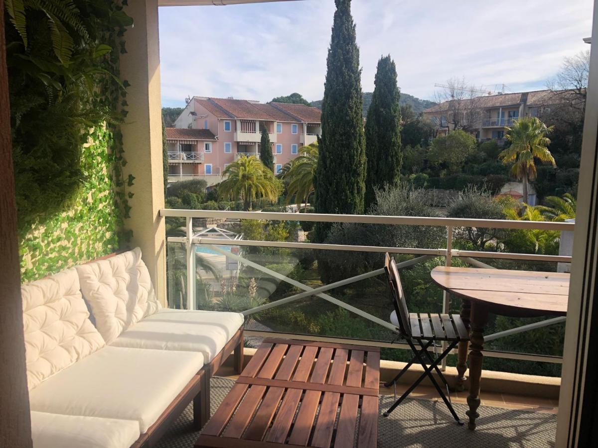 2P Terrasse Vue Piscine Et Jardin Tropical La Croix Valmer Exteriér fotografie